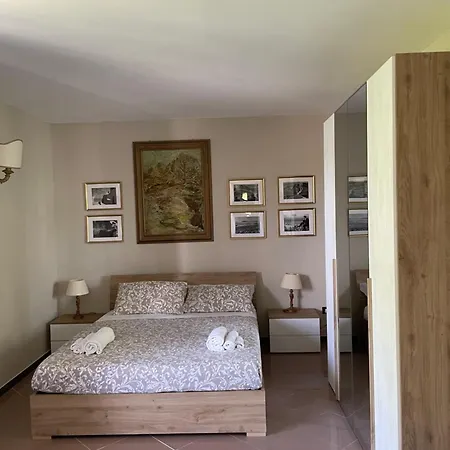 Vendégház Guest *